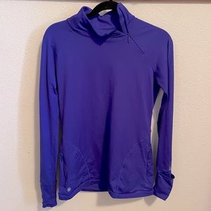 Athleta asymmetrical zip layering top with pockets